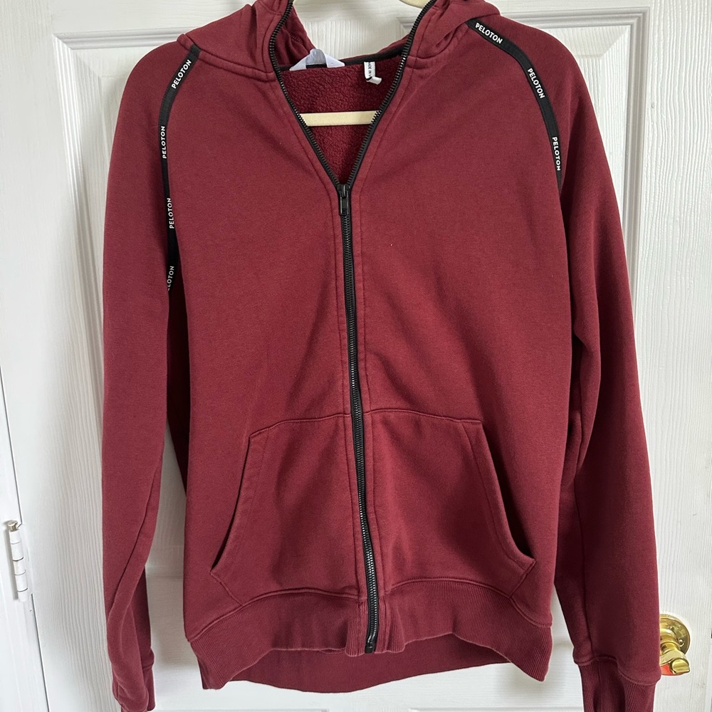 Pelaton zip‎ sweatshirt size small -  EUC